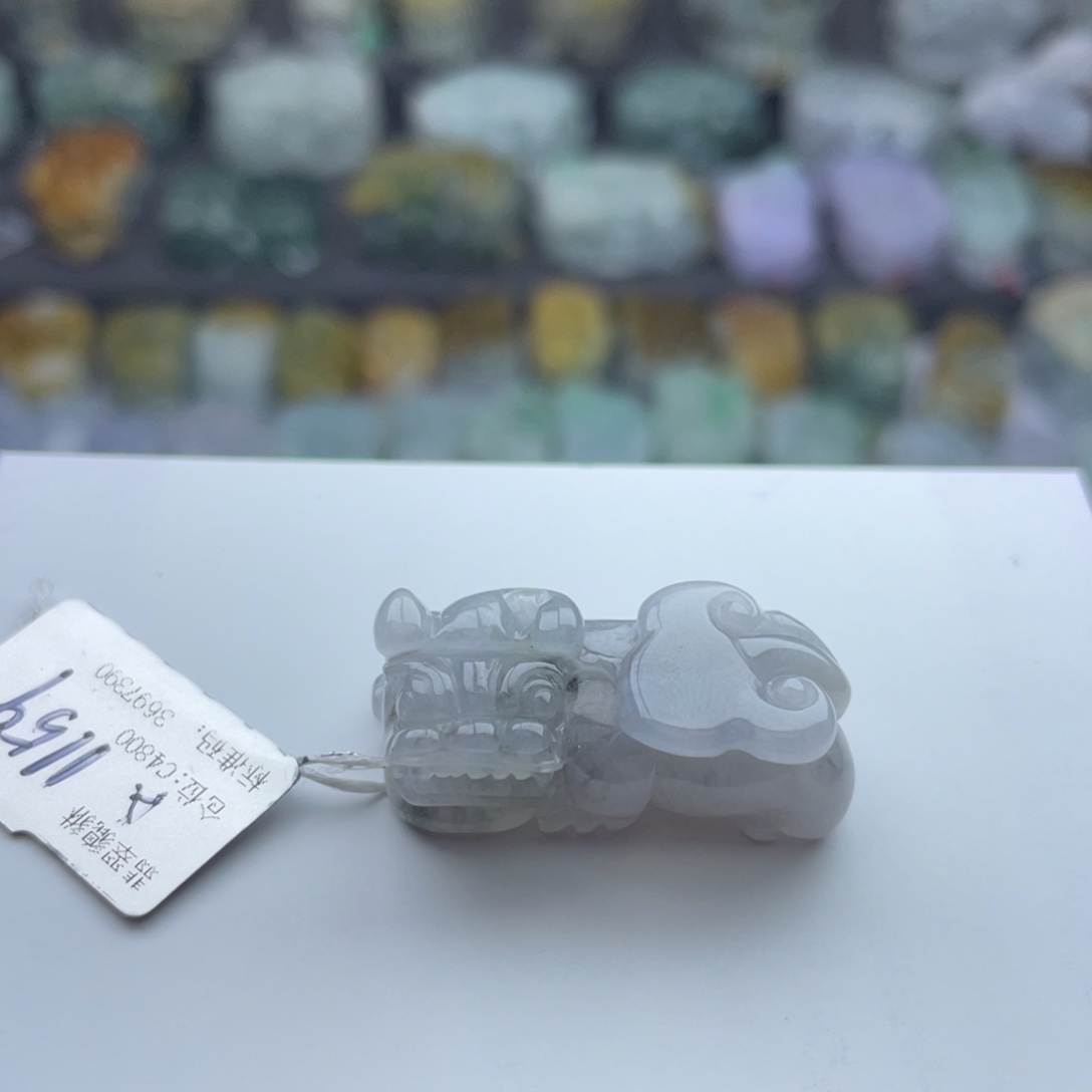 翡翠颈饰未镶嵌貔貅