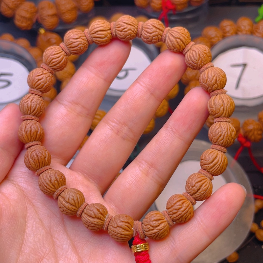 吊坠桃核龙鳞满天星1.1