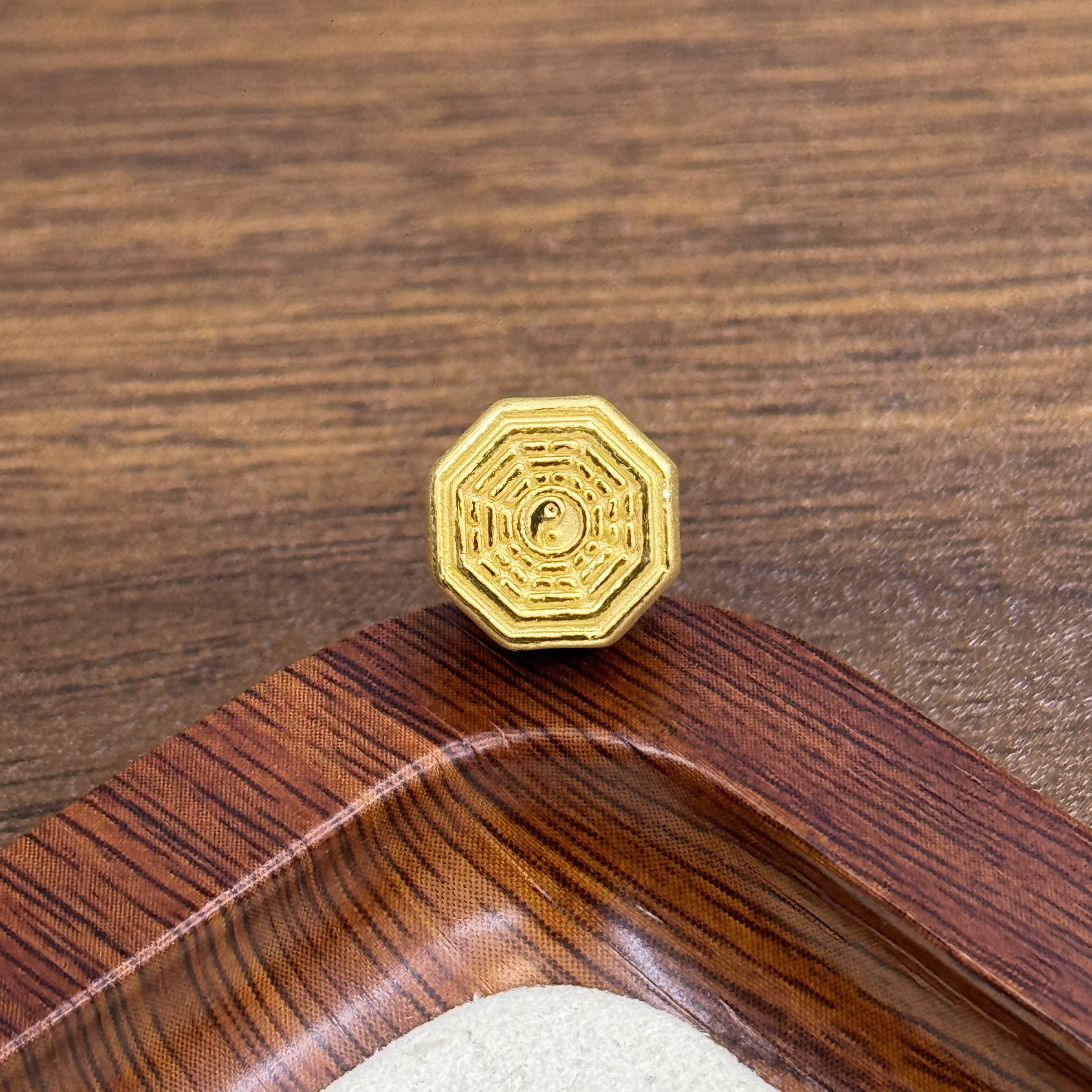 辉通黄金足金999雨渐耳DP2256-01350