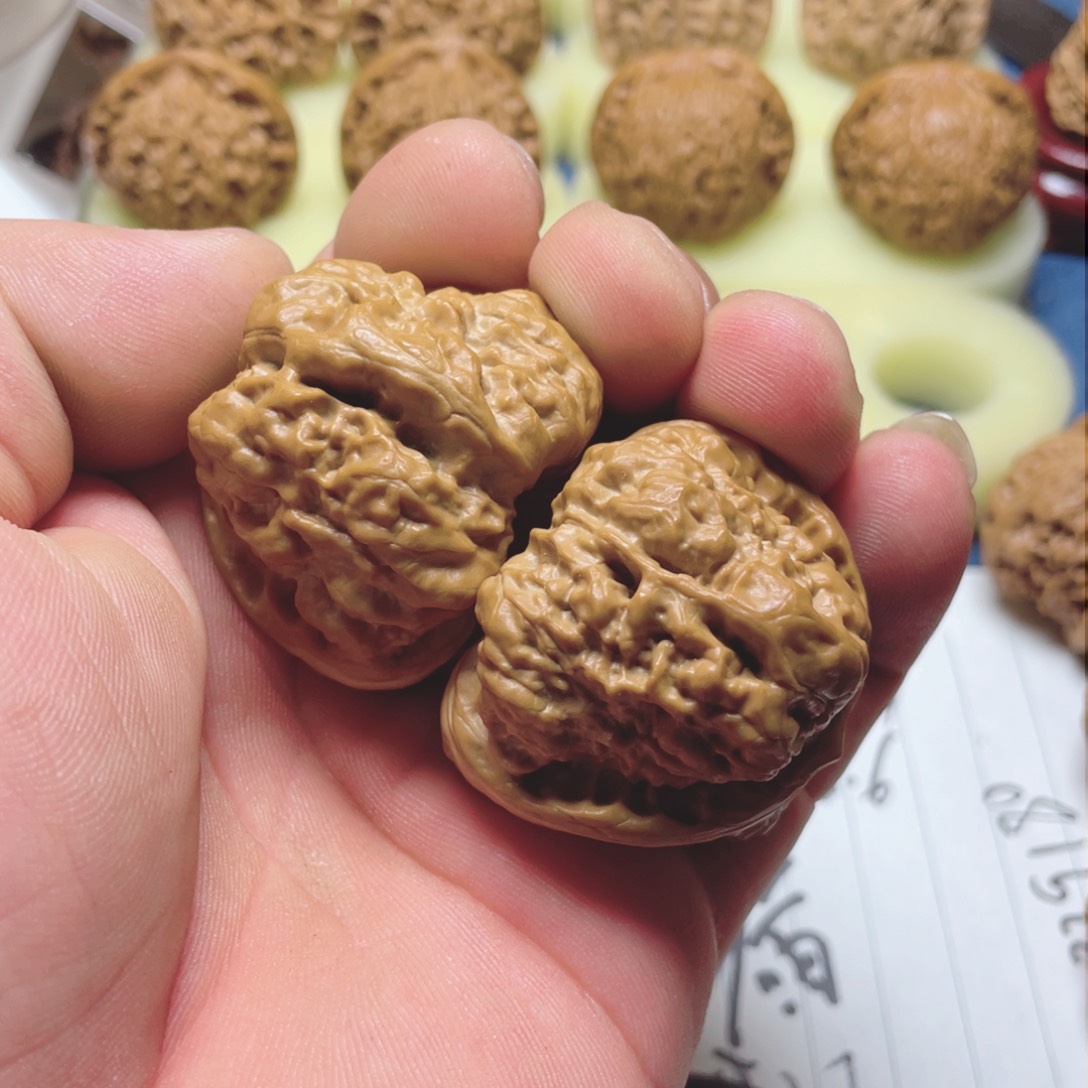 文玩核桃把件蛤蟆头