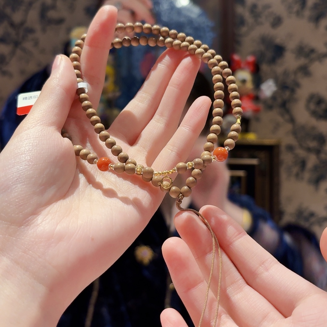 檀香木手串未镶嵌颈饰