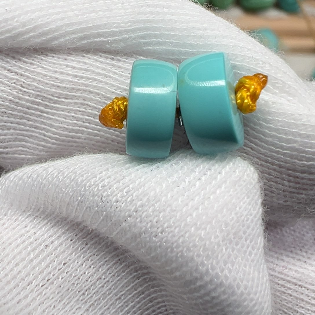 绿松石配饰未镶嵌