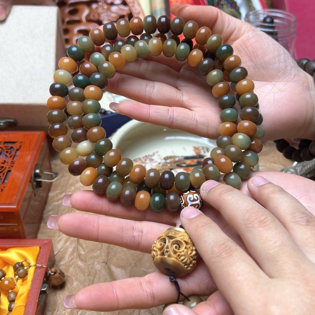 滴血莲花菩提吊坠