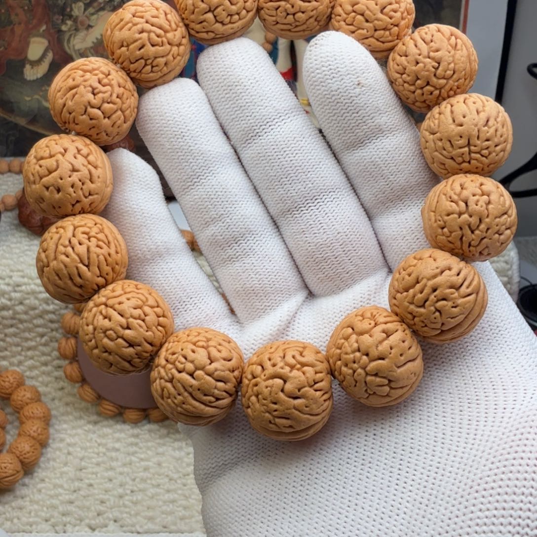 一***海吊坠桃核盘锦肌肉