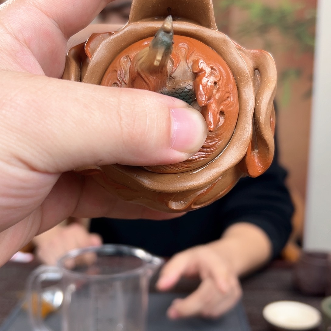 紫砂茶杯凤凰根本就快乐了