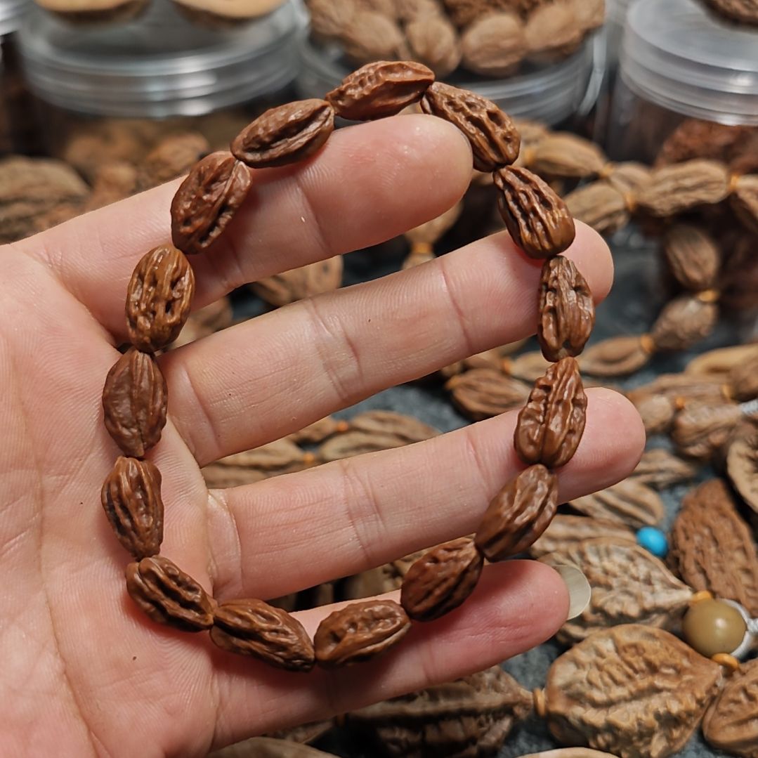 文玩核桃把件异形小花瓣手串