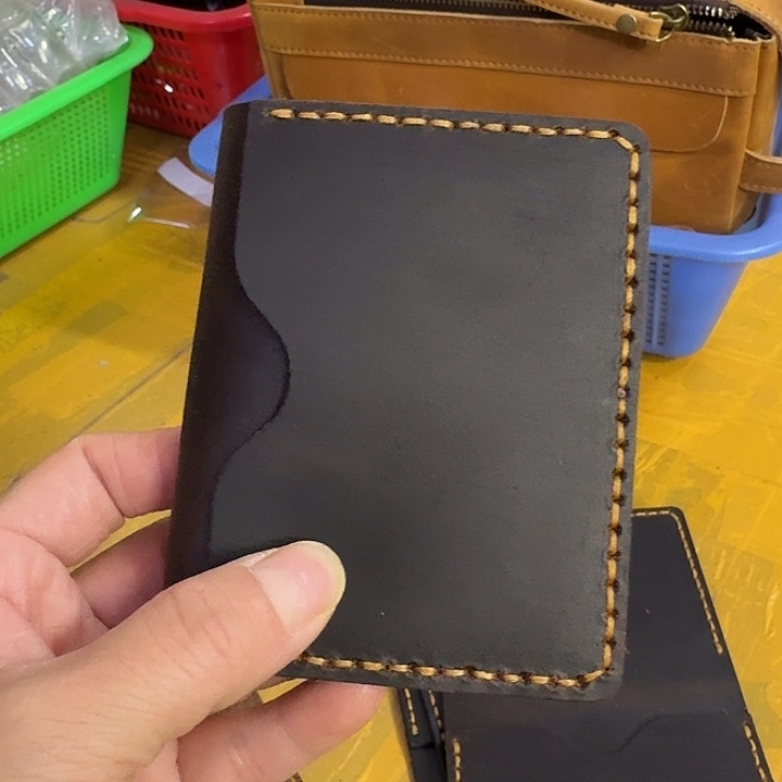 疯马牛皮三个卡位驾照卡包咖色