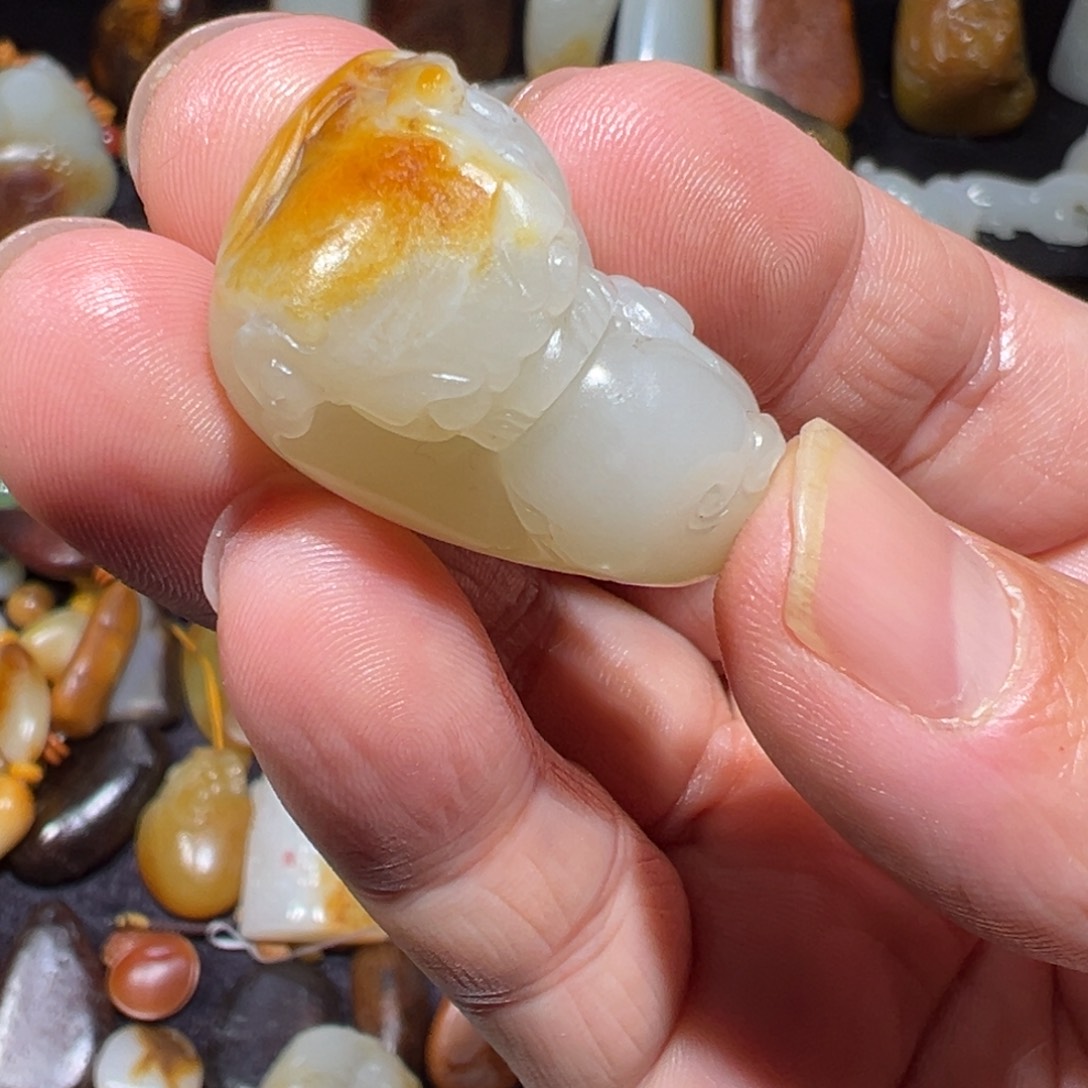 和田玉吊坠(不含链)未镶嵌