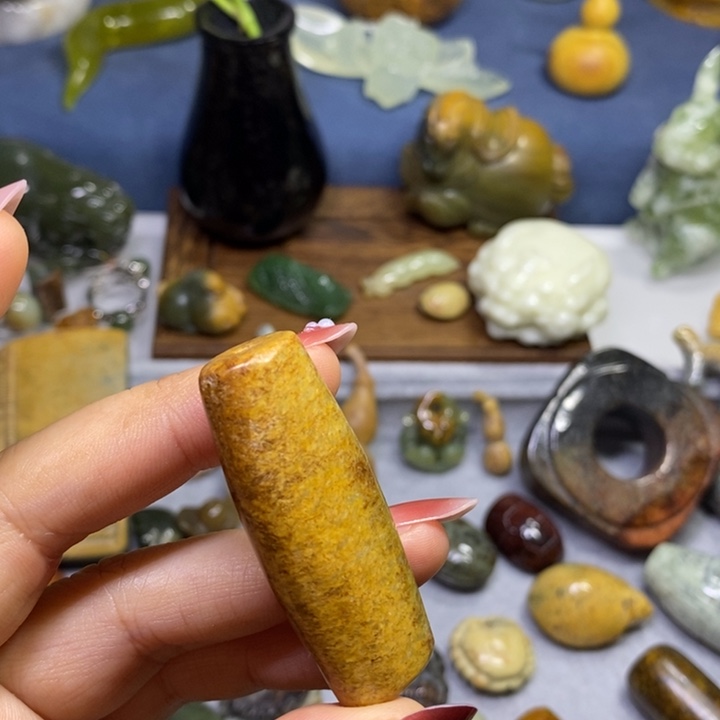 岫岩河磨玉（透闪石质玉）未镶嵌挂件