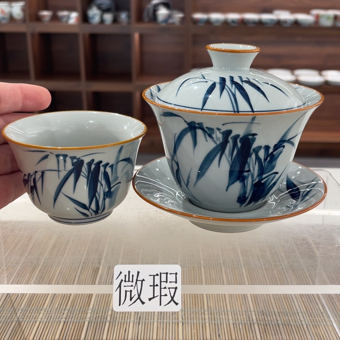 釉下手绘茶具微瑕