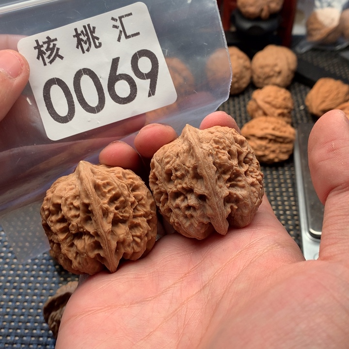 吊坠文玩核桃西北
