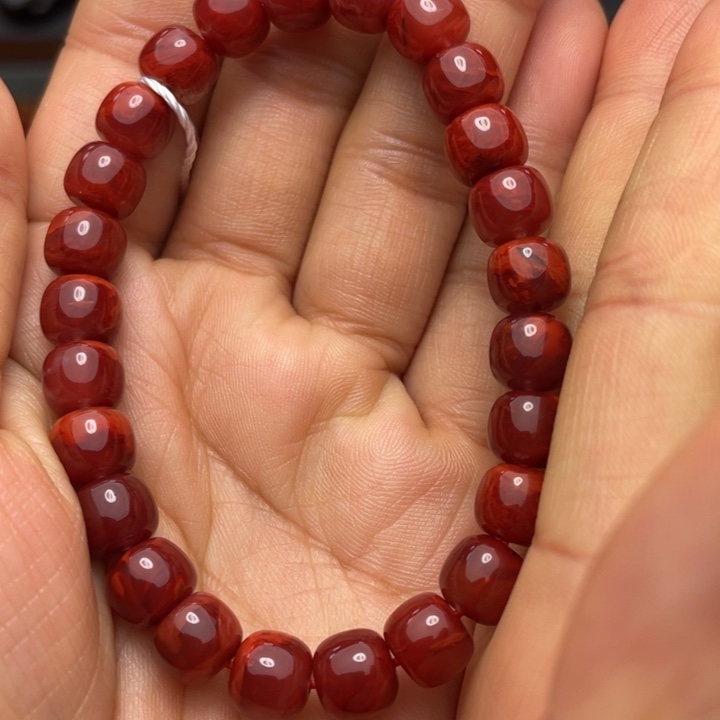 南红玛瑙手串8多样性发1未镶嵌