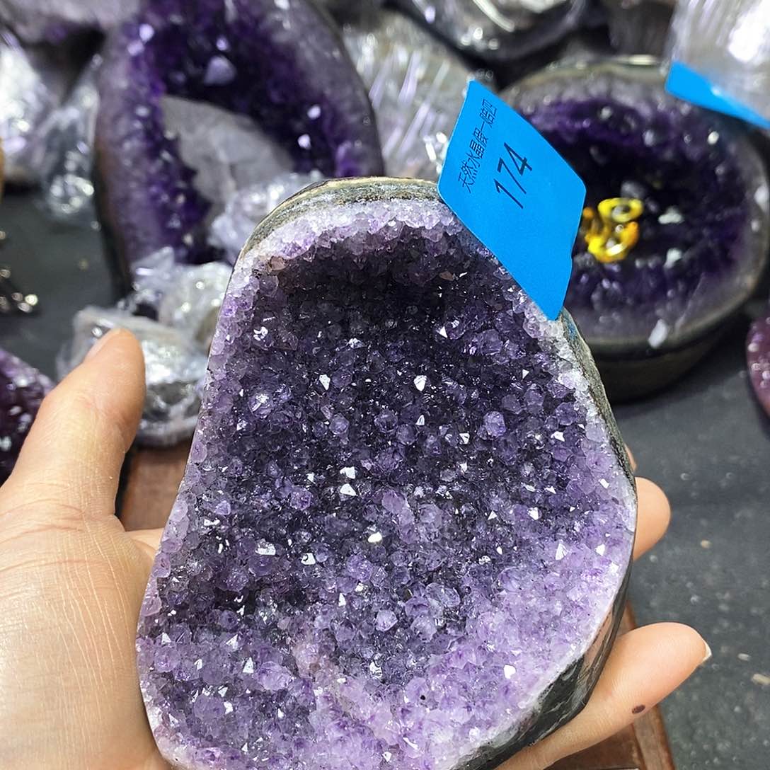 水晶大型摆件（非配饰）未镶嵌