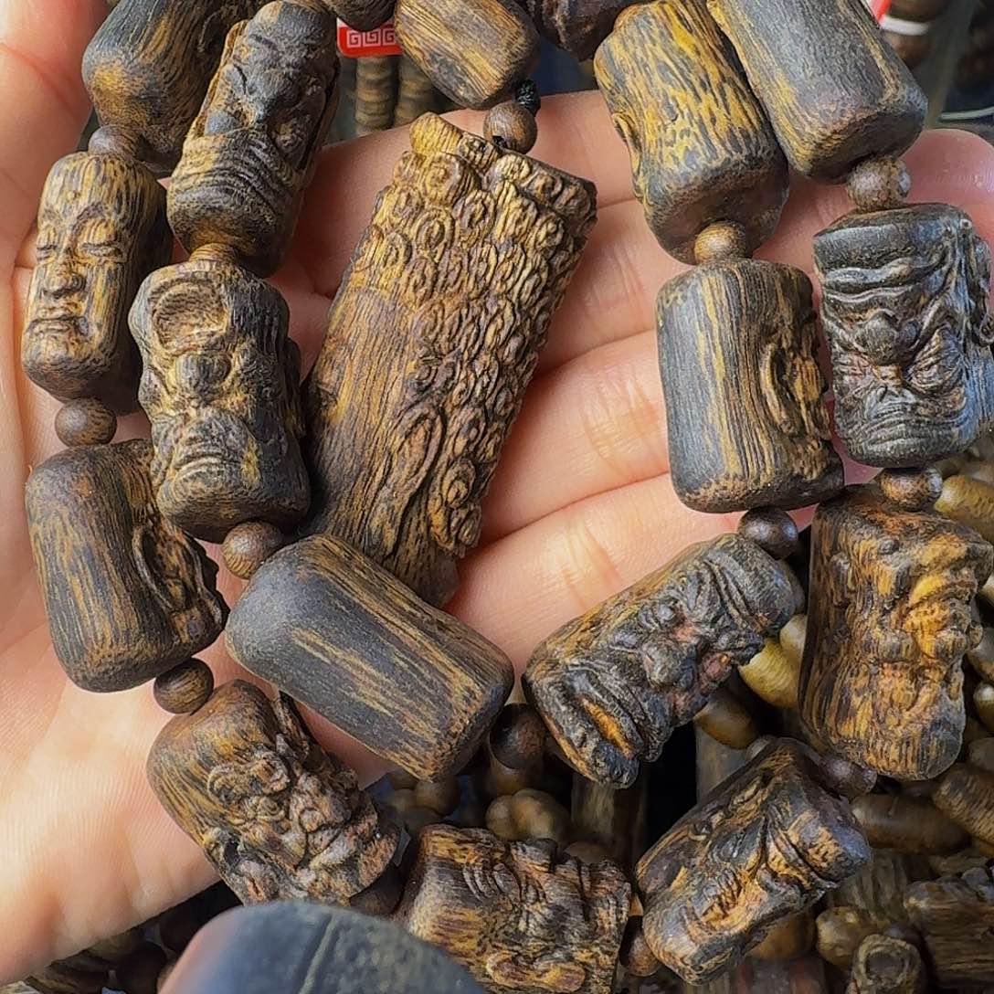 沉香手串十八罗汉65.6克