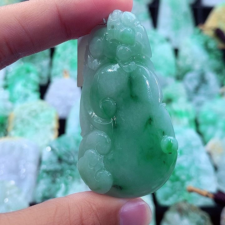 翡翠未镶嵌吊坠(不含链)