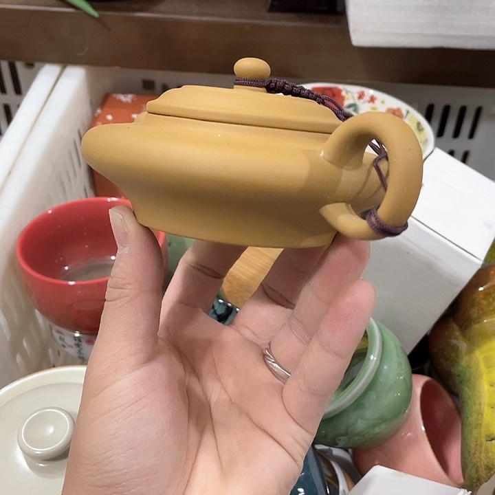 陶瓷茶具全部清清完回家过年