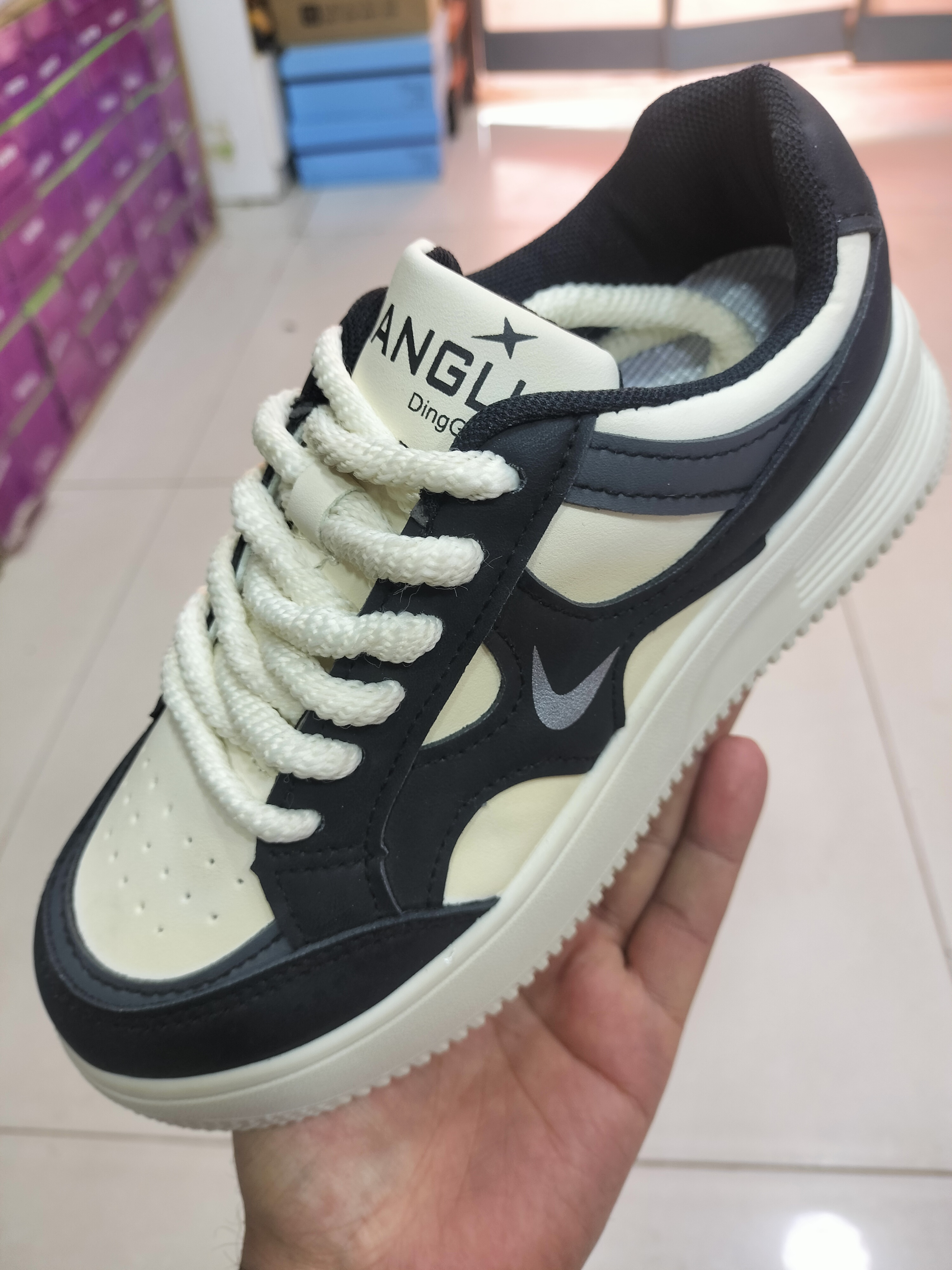 爆款松糕百搭小白鞋女春秋高级感厚底板鞋2025新款德训休闲运动鞋