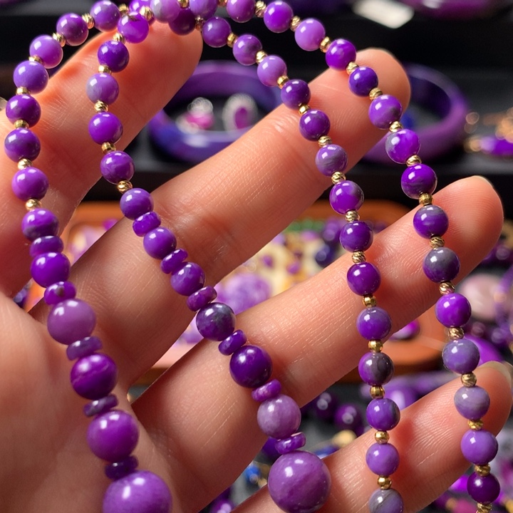 苏纪石（舒俱来）项链18K金镶嵌