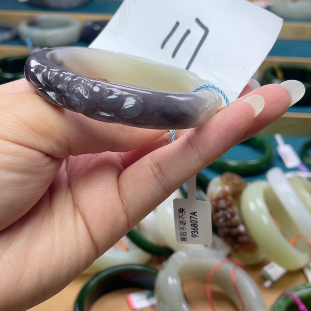 未镶嵌手镯和田玉圈口56