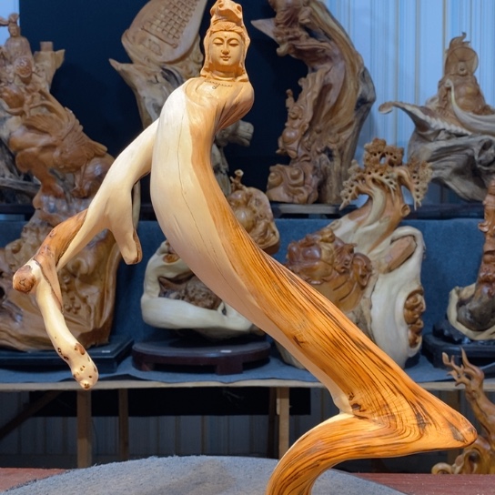 柏木（崖柏）根雕摆件