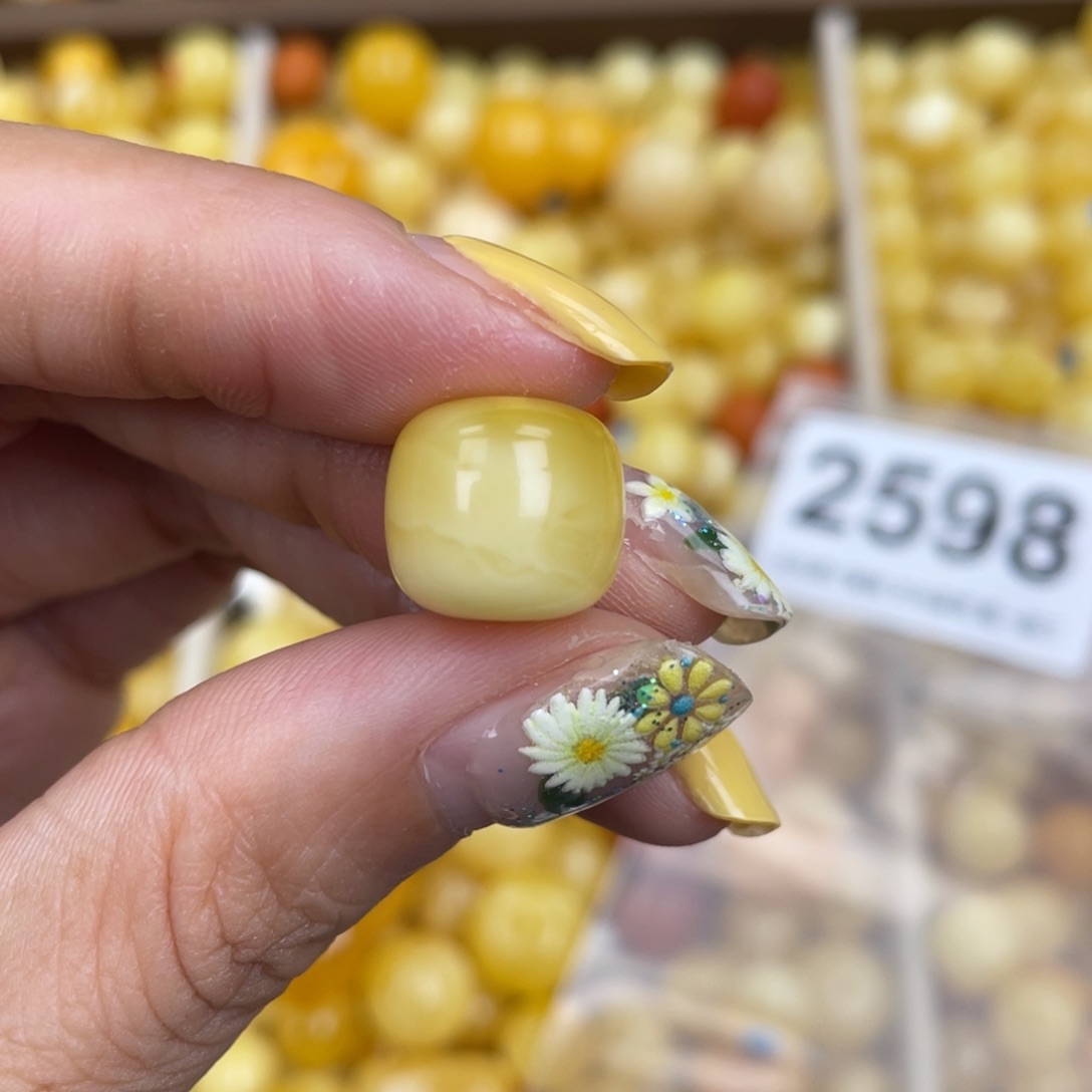 未镶嵌蜜蜡珠宝奇石13.0