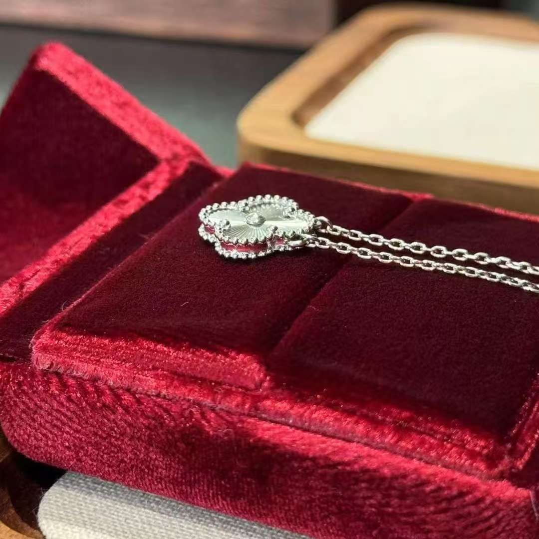 钛钢项链 BIBI【银色镭射】项链X012