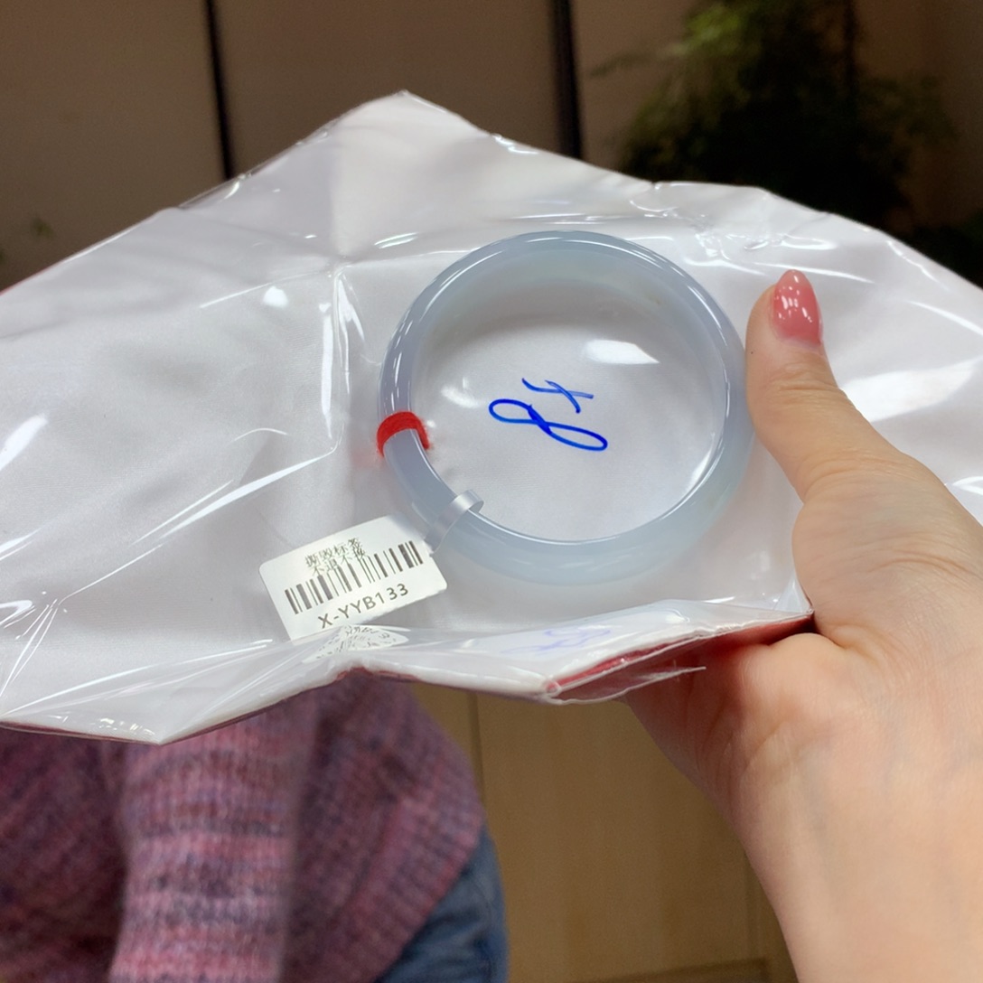 翡翠手镯未镶嵌云*不退不换