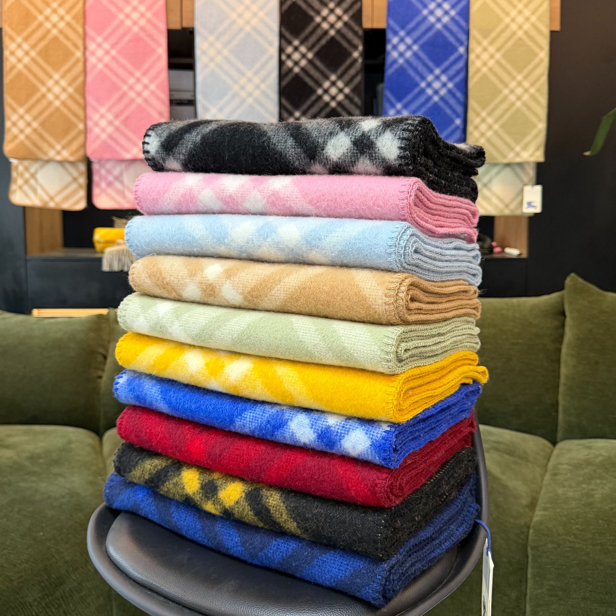 全智100小羊羔毛柔软亲肤锁温保暖百搭经典格纹气质款围巾