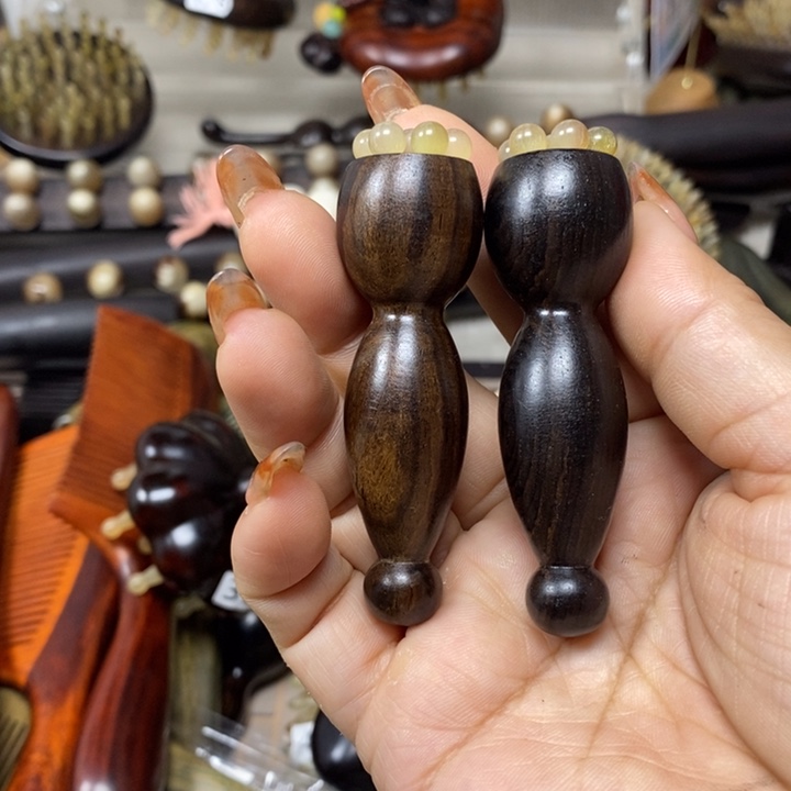 紫光檀7齿加粗莲蓬一对