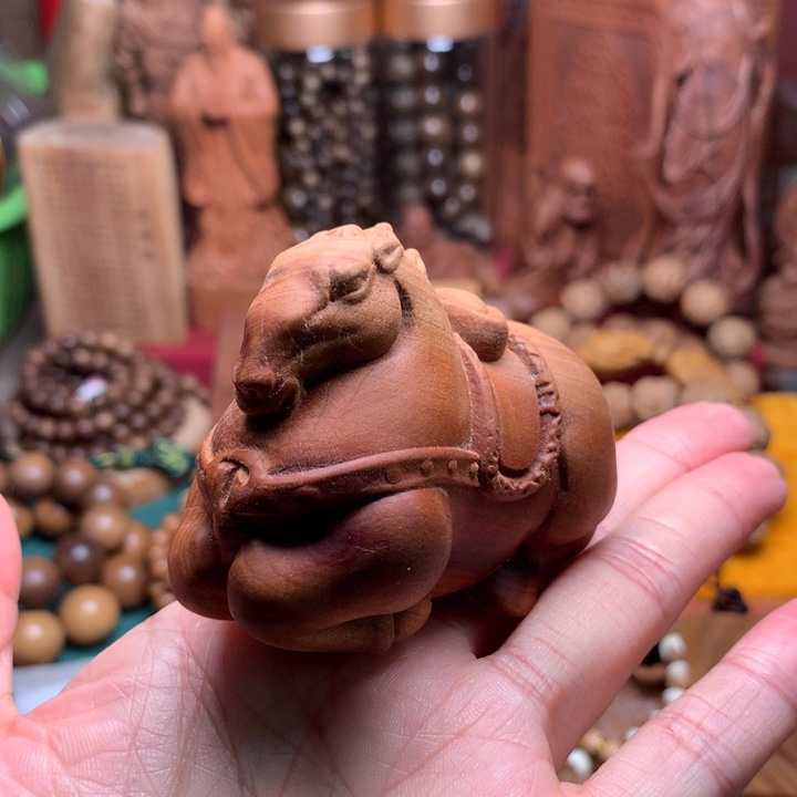 檀香木把件老山檀马瑕疵