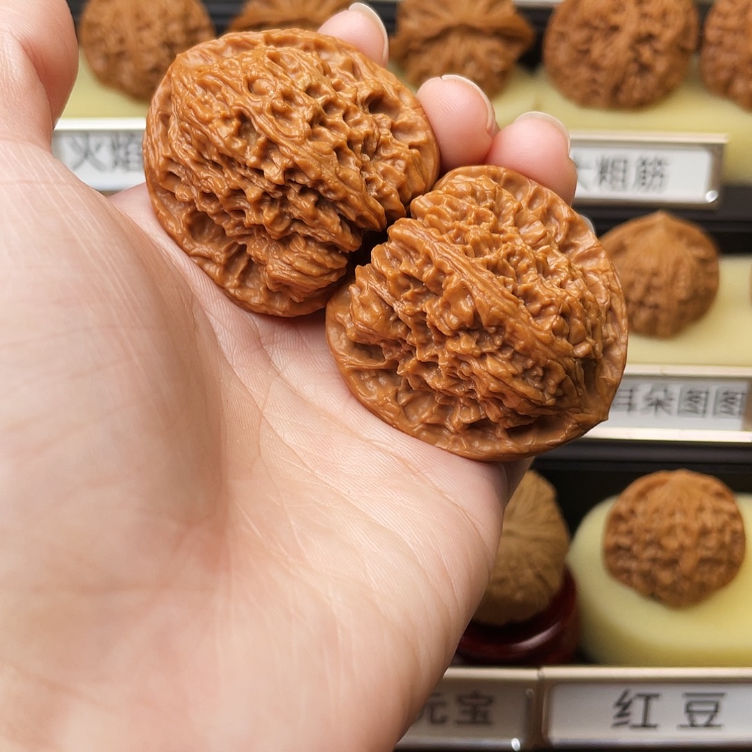 文玩核桃吊坠南疆41尺926