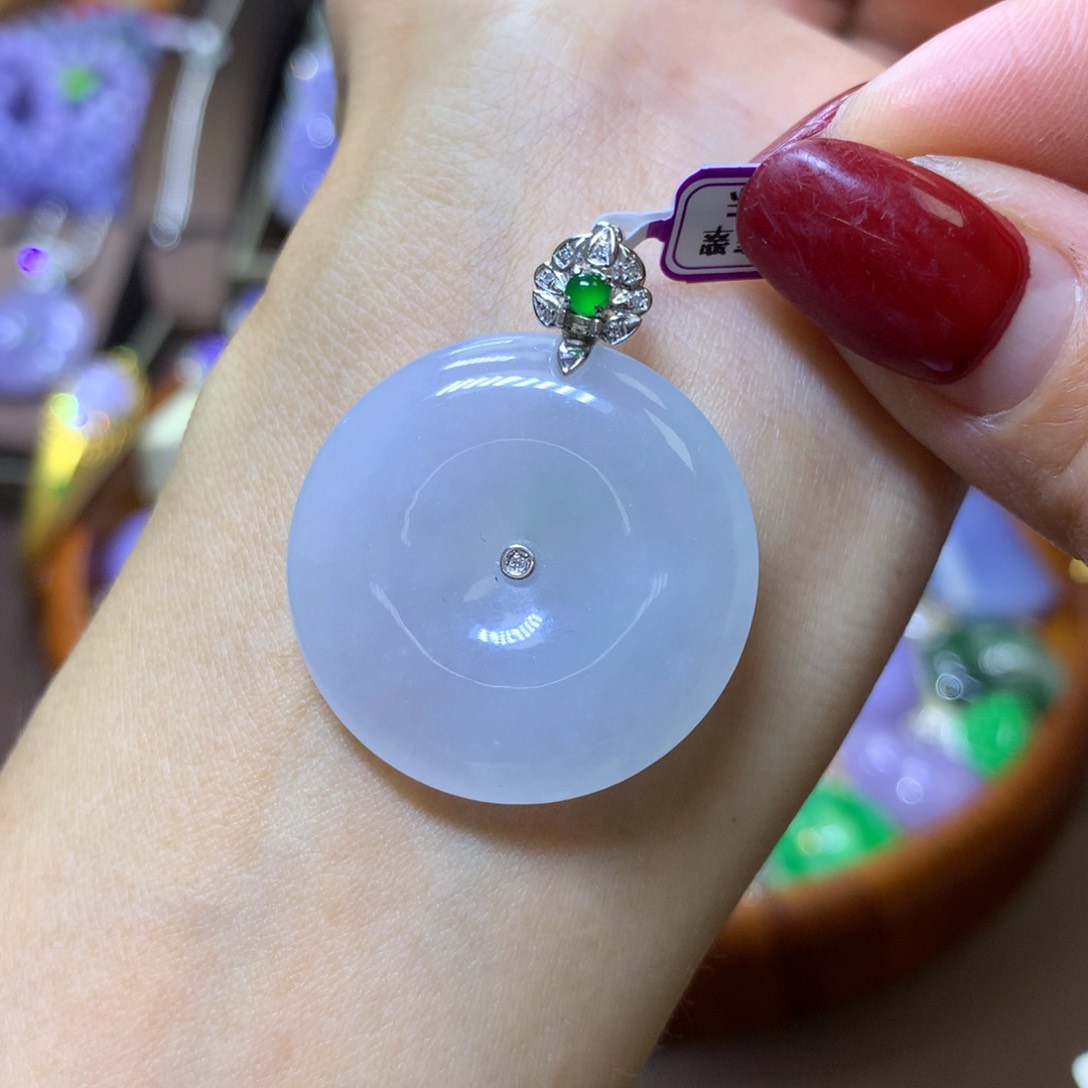 【闪购商品】翡翠颈饰18K金镶嵌翡翠