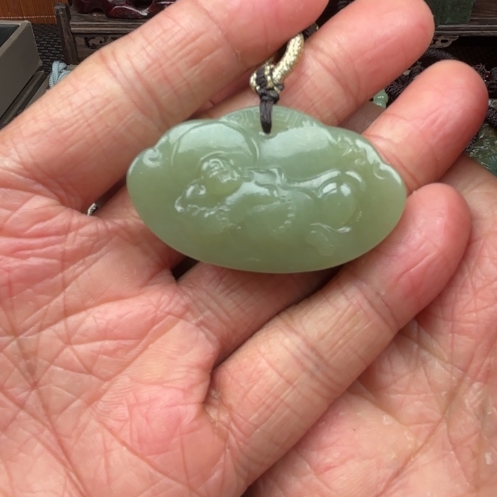 和田玉吊坠未镶嵌