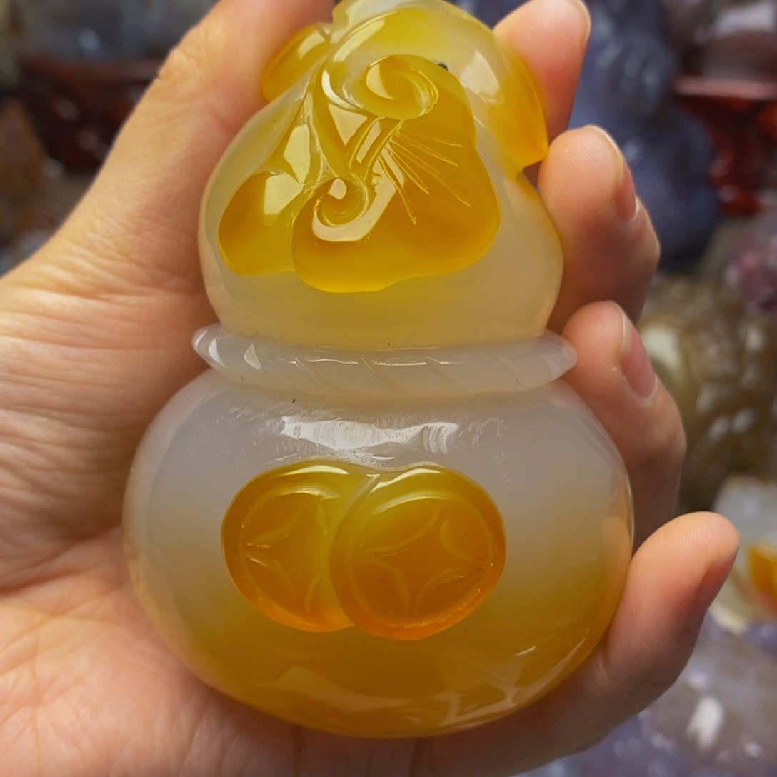 玛瑙/玉髓手把件未镶嵌