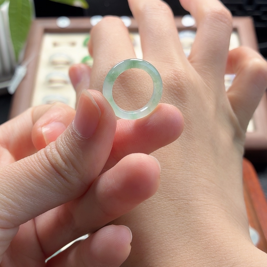 翡翠未镶嵌戒指圈口5