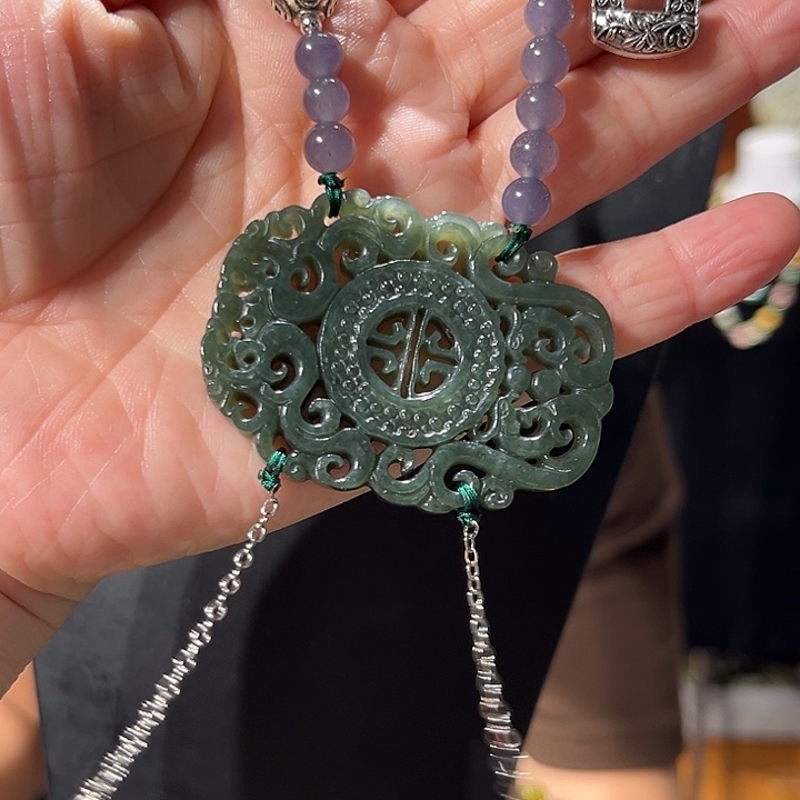 颈饰未镶嵌和田玉