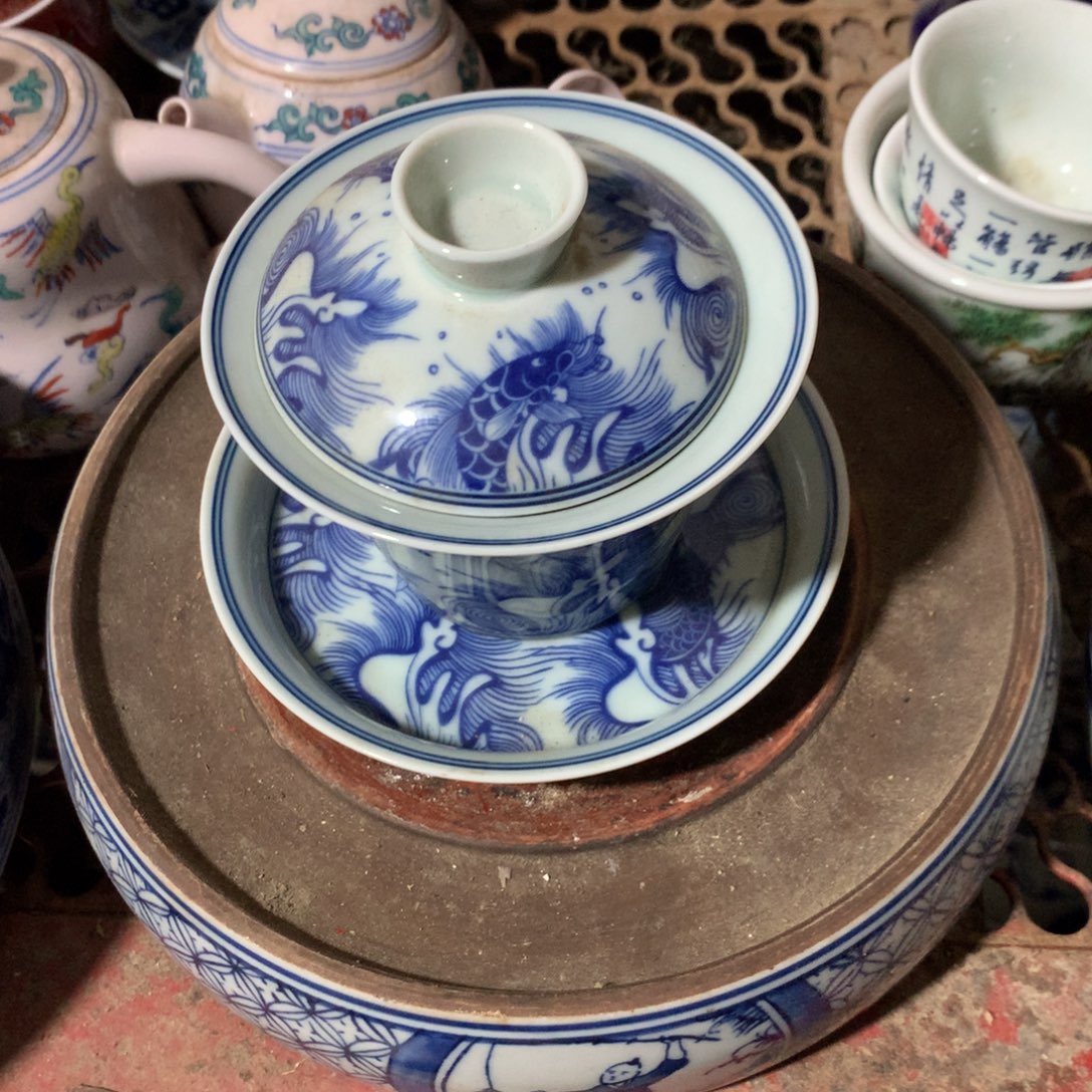 讠***逢高端大气上档次瓷器。