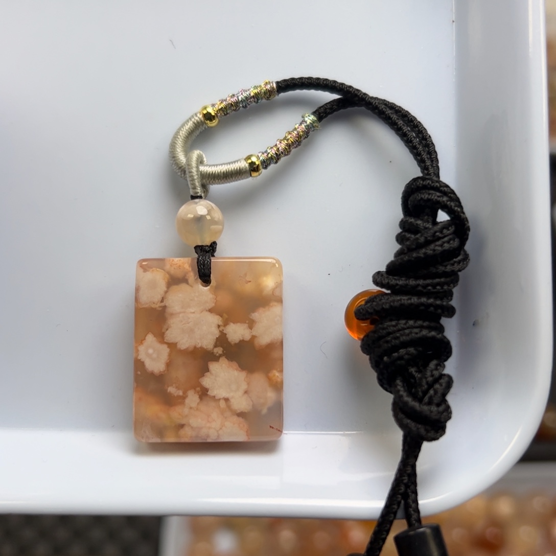 未镶嵌玛瑙/玉髓珠宝半成品