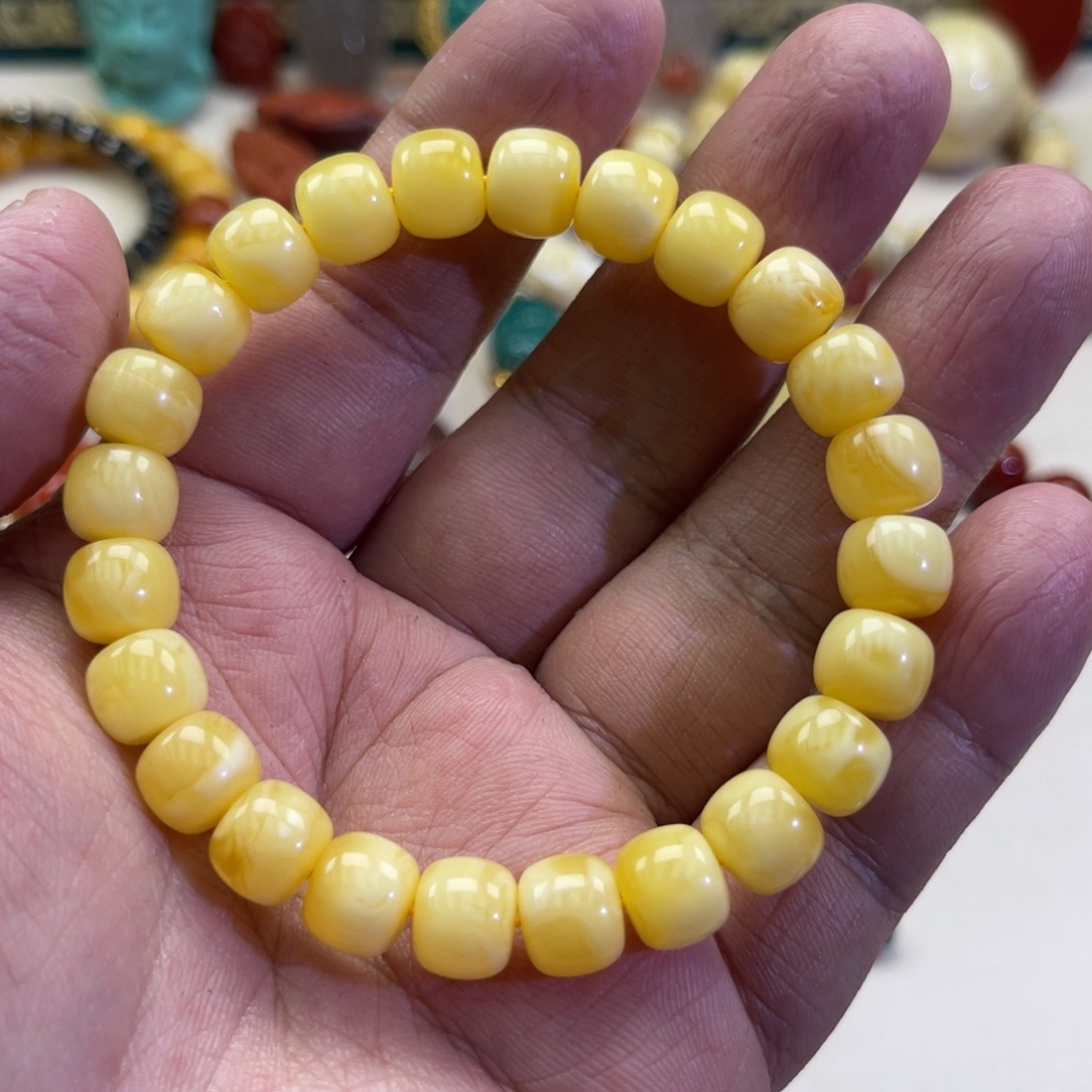 琥珀未镶嵌珠宝奇石68