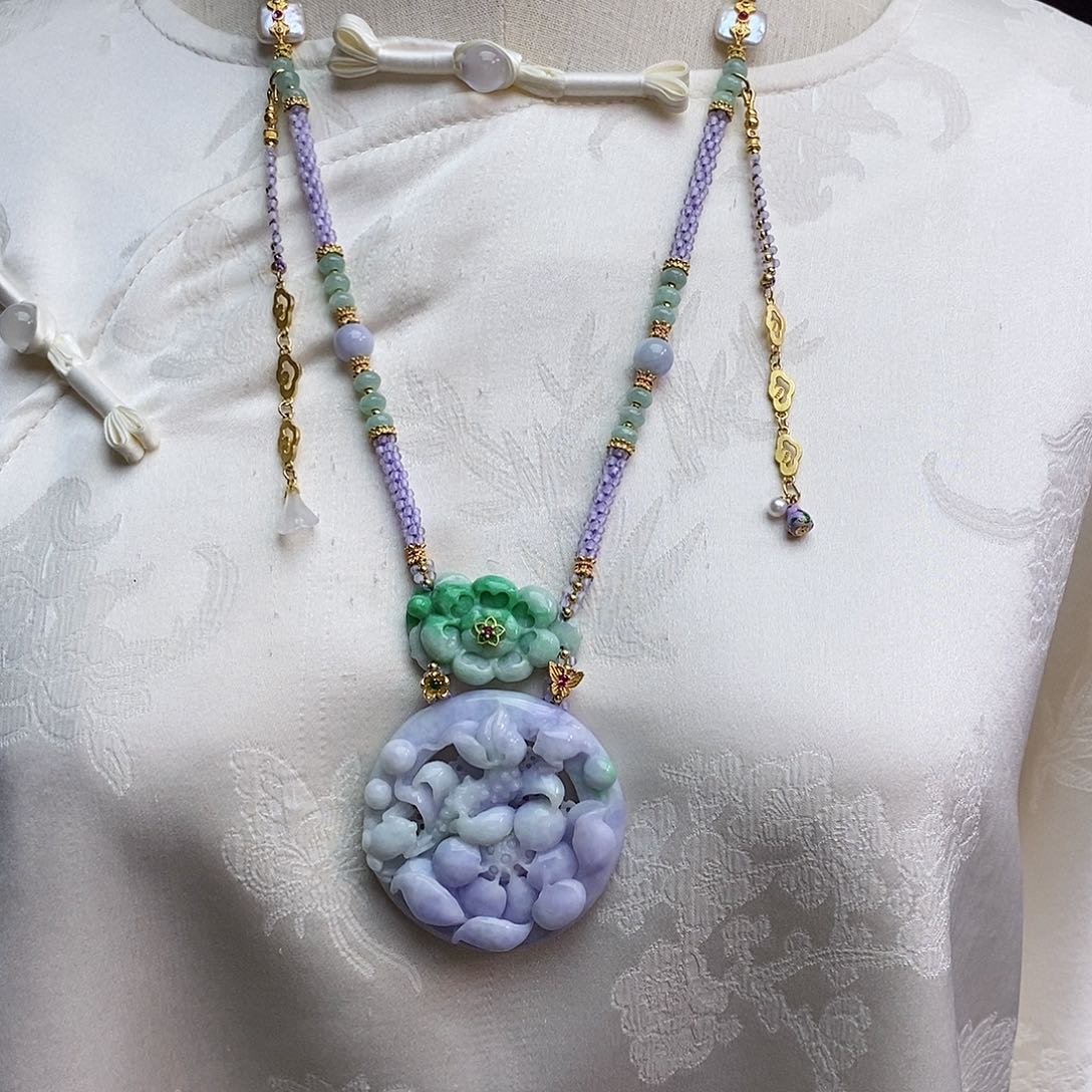 翡翠颈饰未镶嵌天然