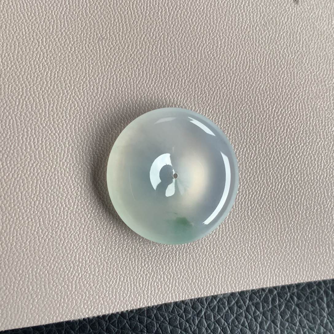 翡翠颈饰未镶嵌天然翡翠