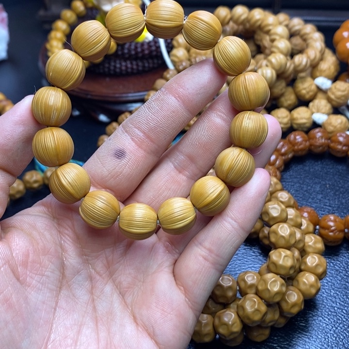 猴头核桃手串猴头