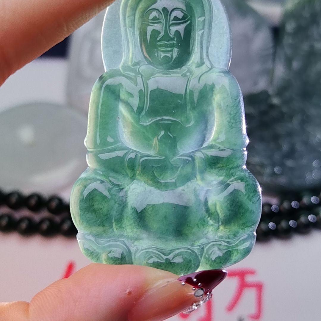 翡翠颈饰未镶嵌天然的A货翡翠多样性发货