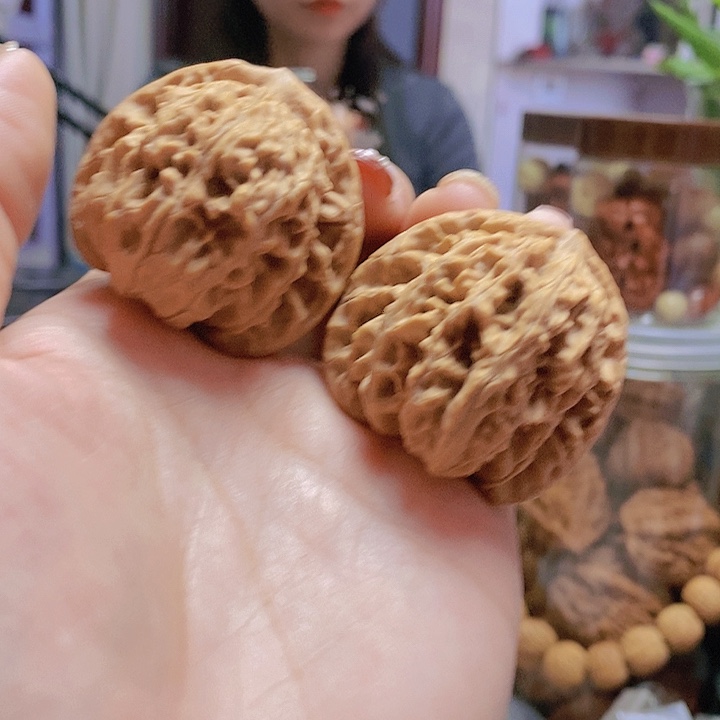 【闪购商品】文玩核桃把件41霞云岭