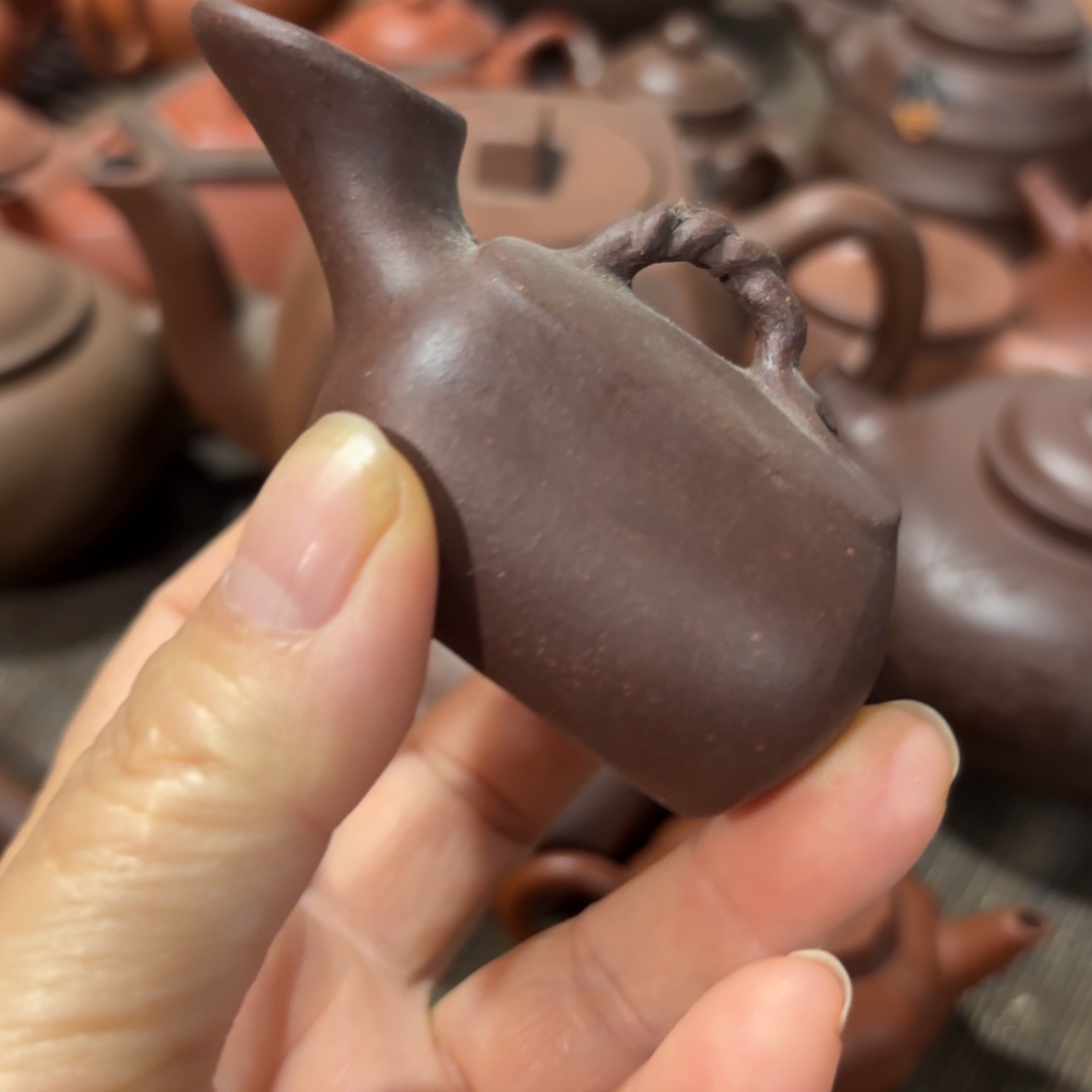 节***꧂紫砂茶壶紫砂杯及其他工艺制品为主要内容