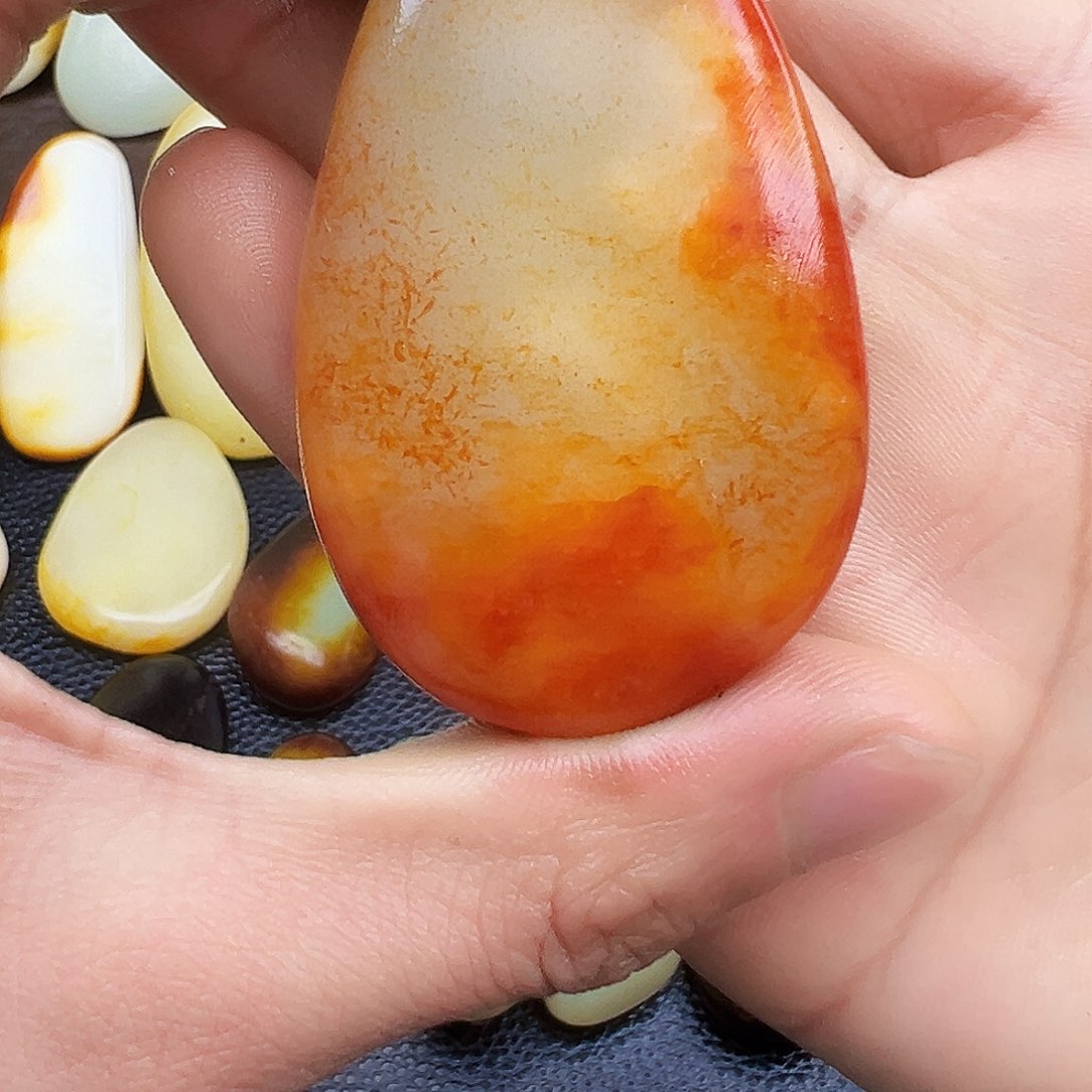 和田玉挂件未镶嵌