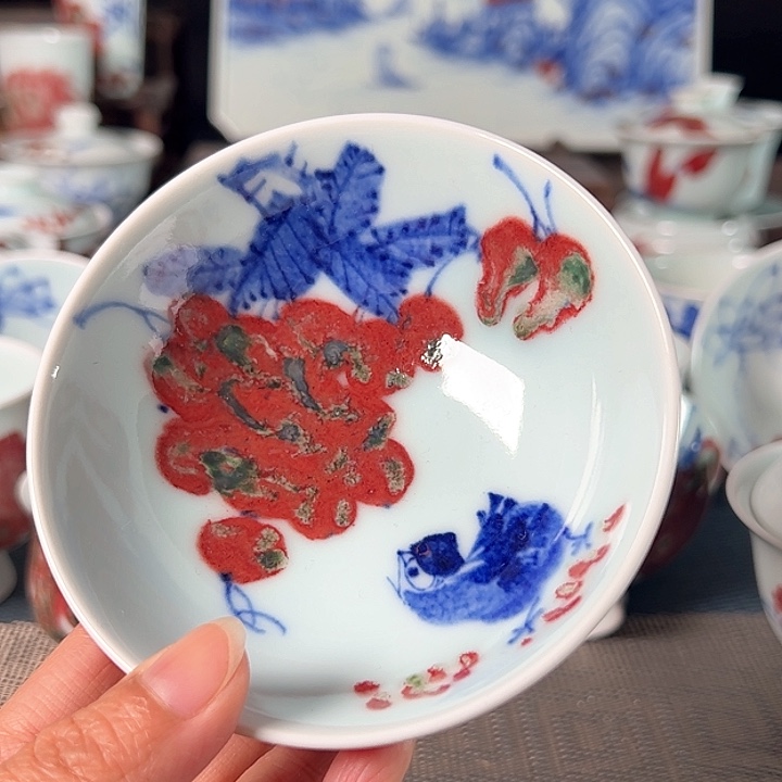 杯原矿青花釉里红瓷器