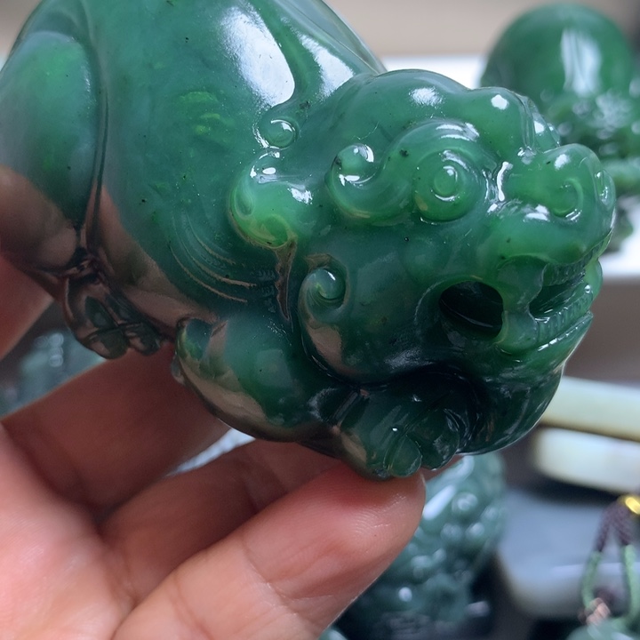 随***愿和田玉未镶嵌颈饰