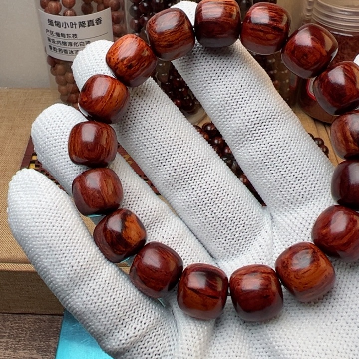 木木本海南红降花梨公1213老型珠单圈超一档