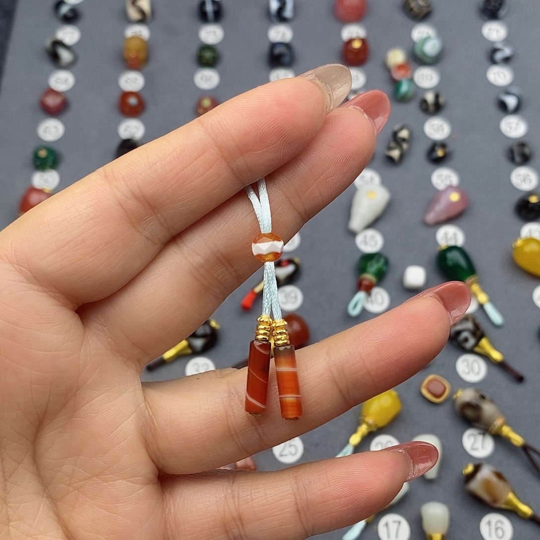 玛瑙/玉髓饰品合金